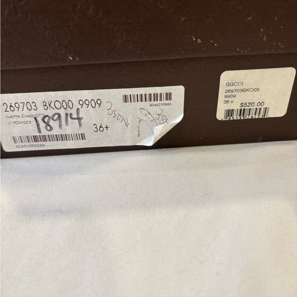 Gucci Women's Beige Leather Heels - Picture 2 of 10